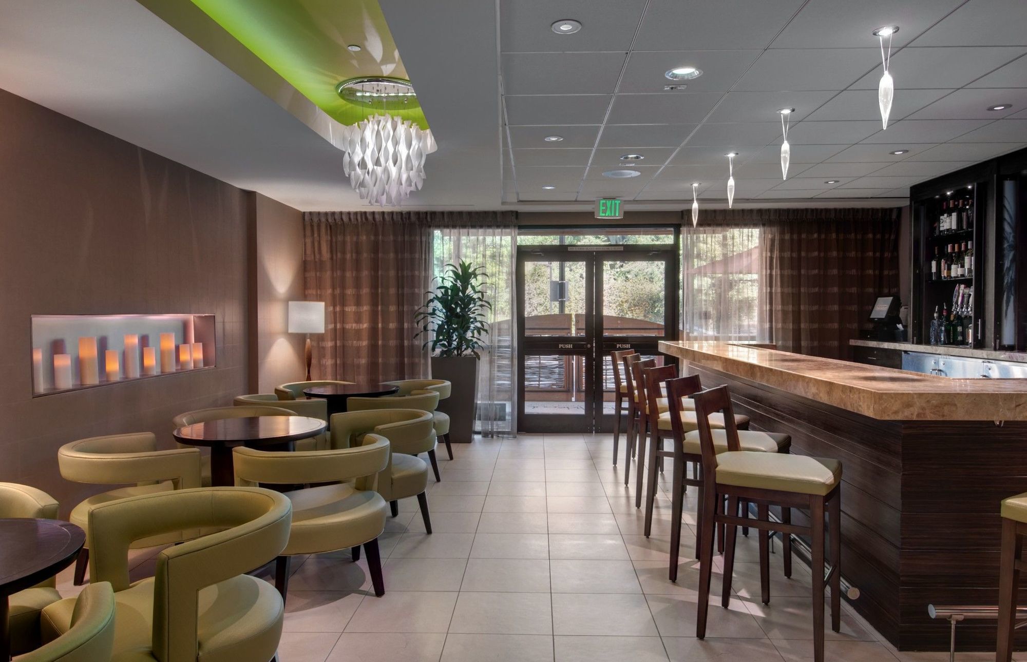 Hilton Garden Inn Los Angeles / Hollywood Ресторант снимка