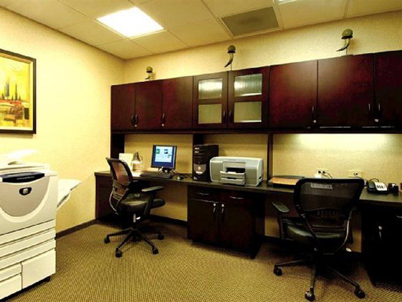 Hilton Garden Inn Los Angeles / Hollywood Екстериор снимка